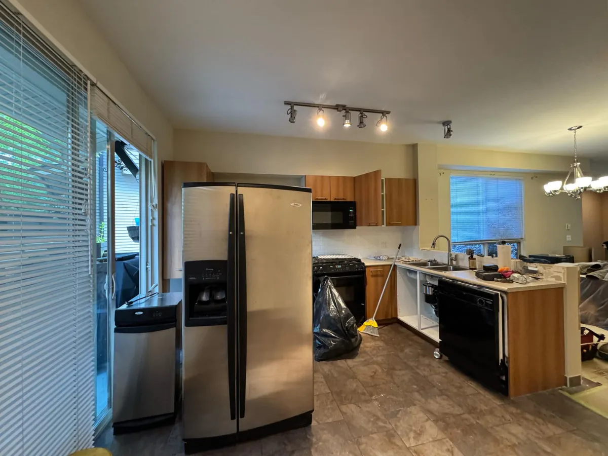 Kitchen before, with old cabinets